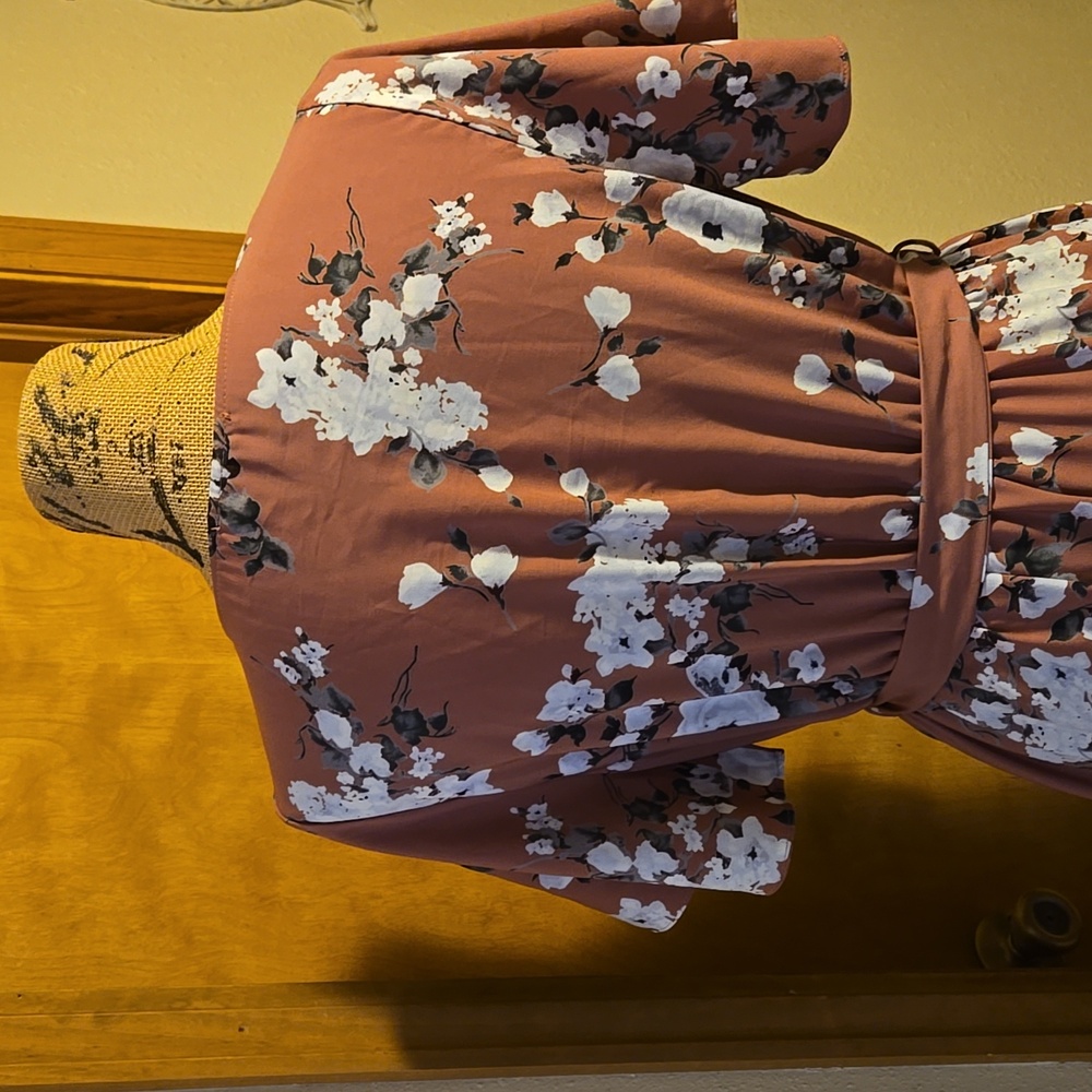 WEST KEI Floral Hi-Lo Dress in Dusty Pink - Picture 8 of 11
